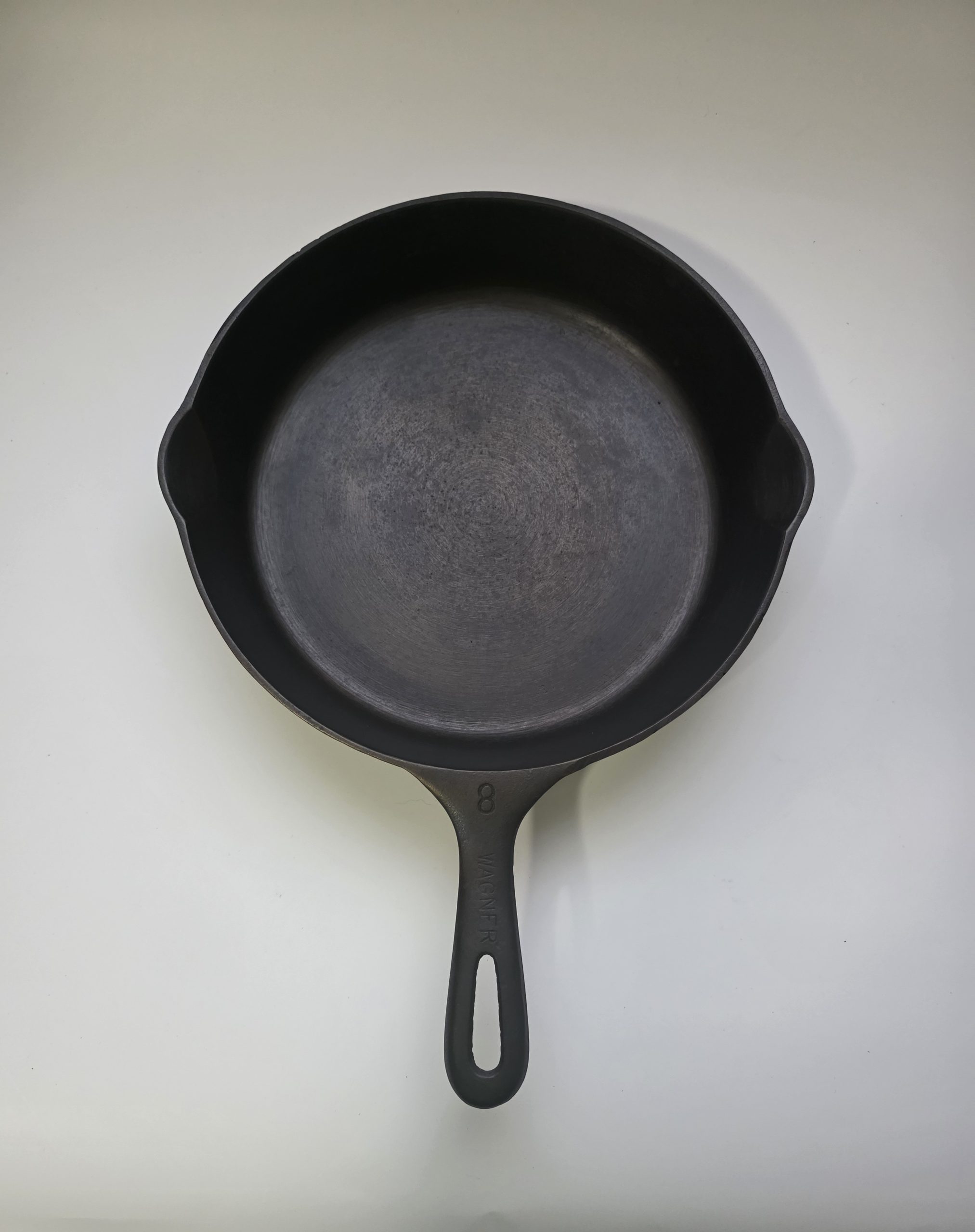 Wagner #8 Cast Iron Skillet - Image 3